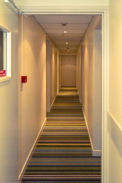 Logis Hotel Du Chateau Combourg Luaran gambar